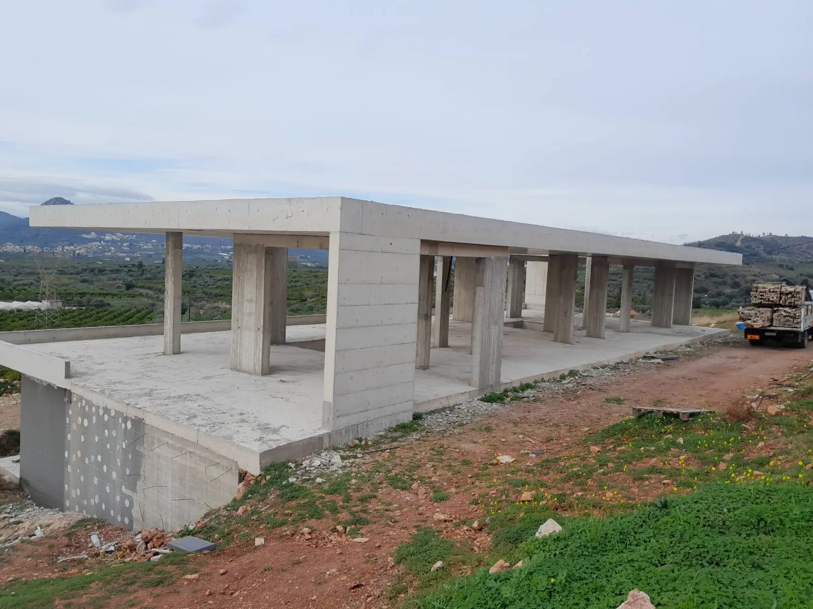 Σκυροδετήσεις κατοικίας στο Δρέπανο